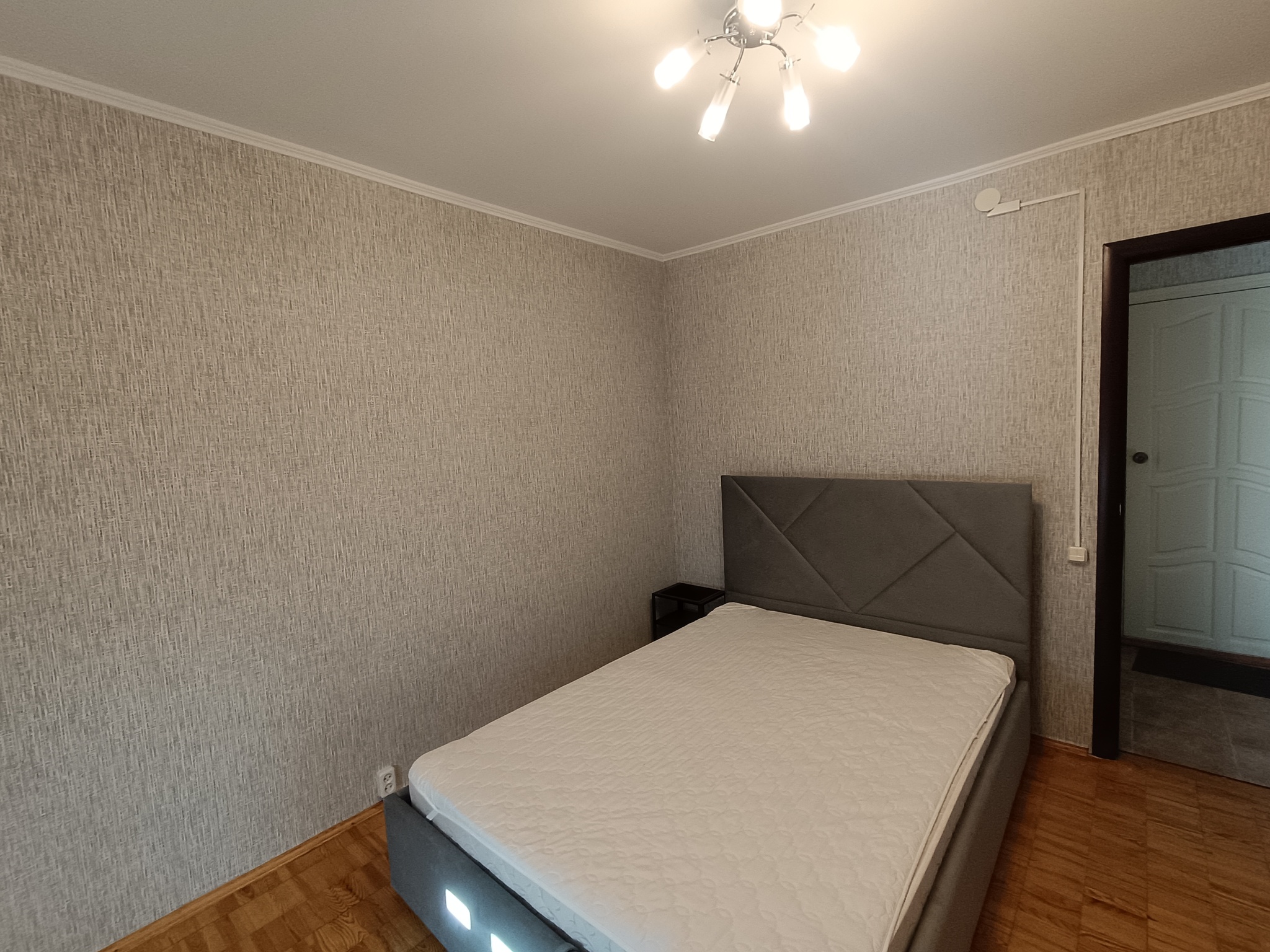 Аренда 2-комнатной квартиры 45 м², Патриарха Мстислава Скрипника ул., 9