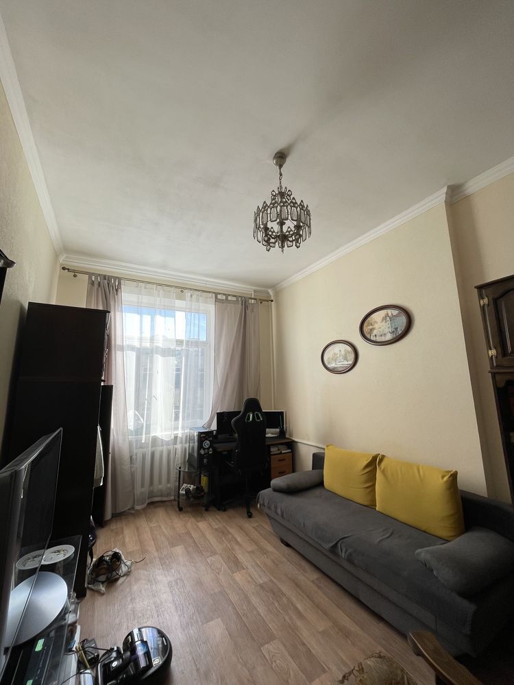 Продаж 3-кімнатної квартири 75 м², Дмитрія Яворницького просп., 67Д