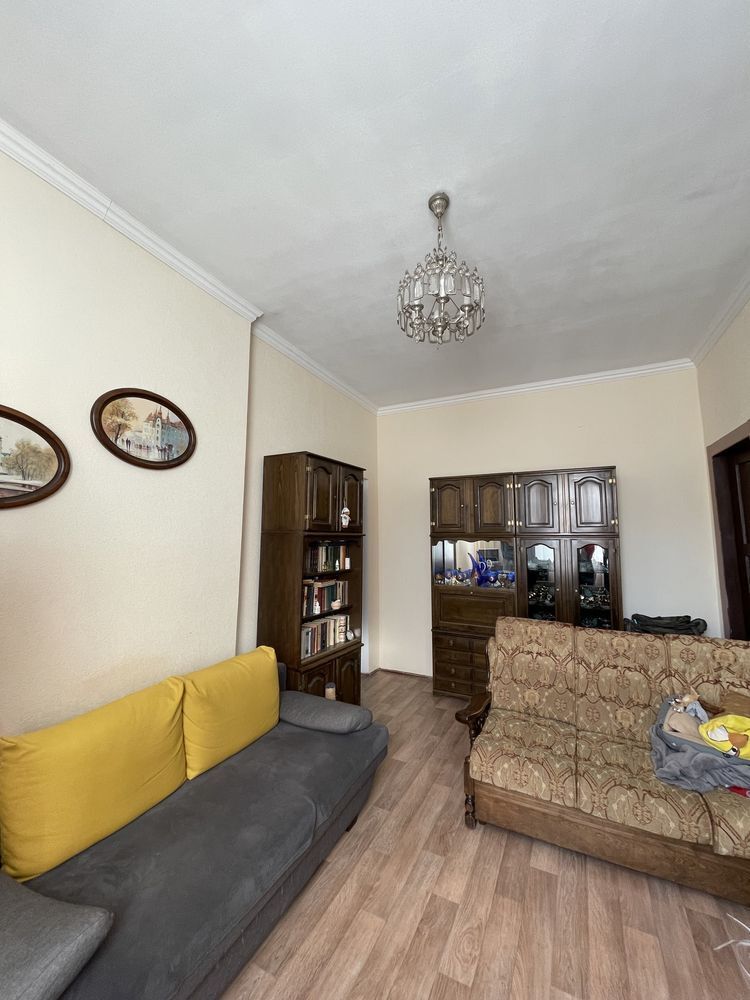 Продаж 3-кімнатної квартири 75 м², Дмитрія Яворницького просп., 67Д