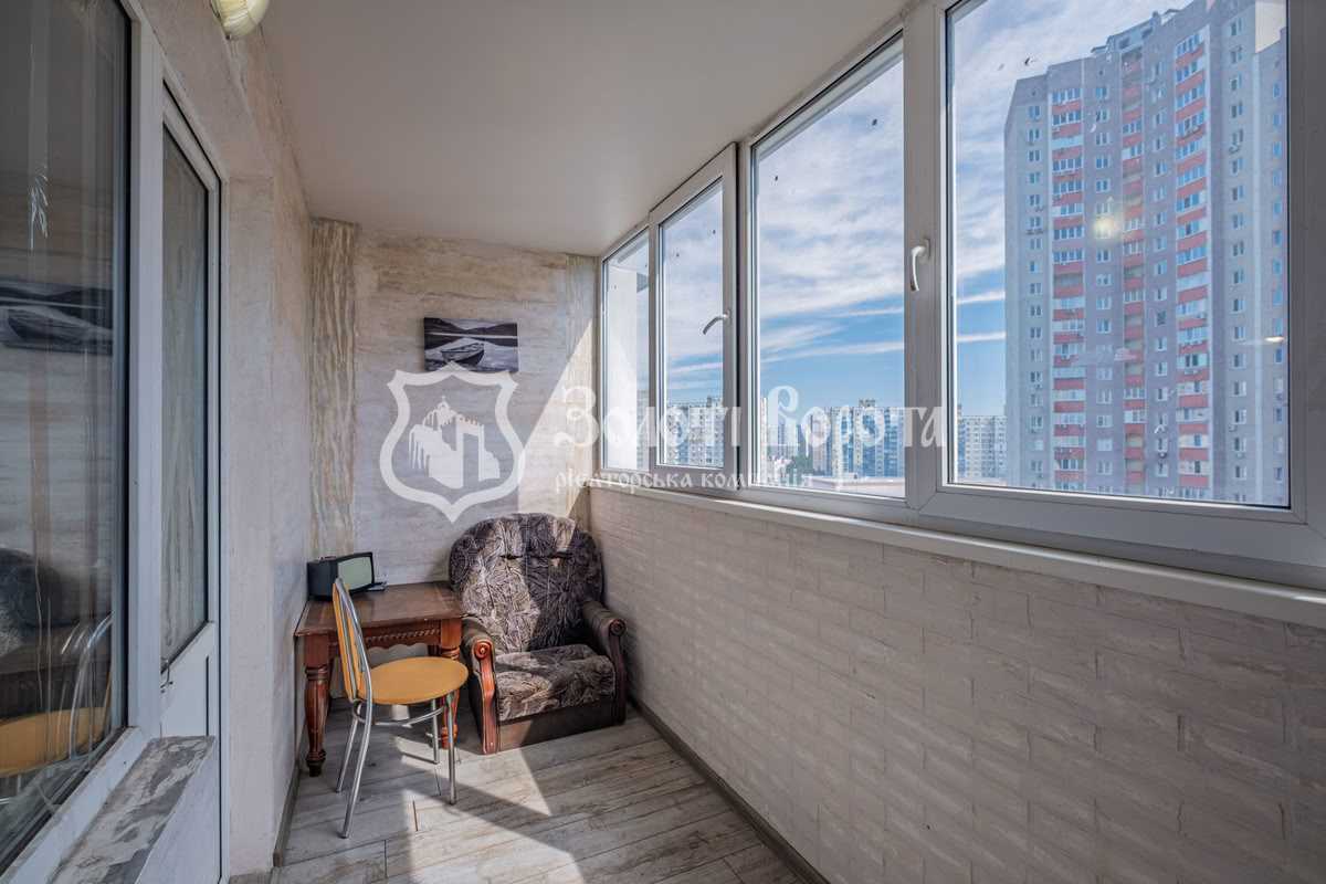 Продаж 2-кімнатної квартири 64 м², Петра Григоренка просп., 12