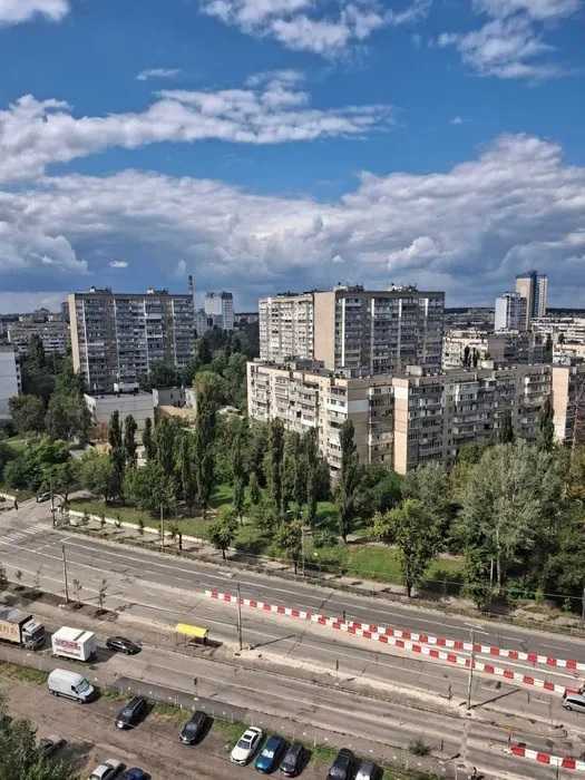 Аренда 2-комнатной квартиры 76.5 м², Европейская пл., Союзу, 31А