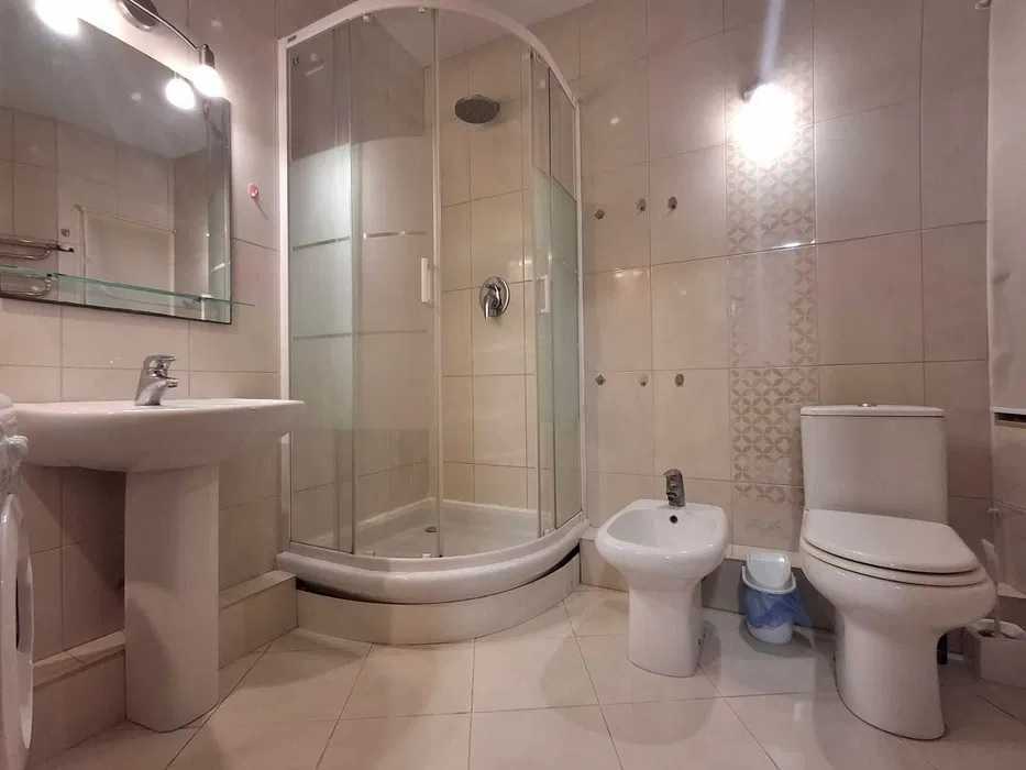 Аренда 2-комнатной квартиры 76.5 м², Европейская пл., Союзу, 31А