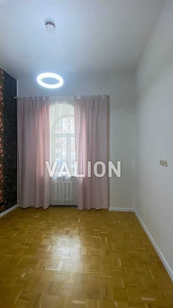 Продажа 3-комнатной квартиры 78 м², Михайловский пер., 17