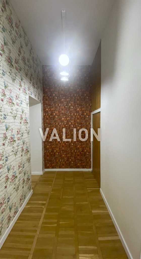 Продажа 3-комнатной квартиры 78 м², Михайловский пер., 17