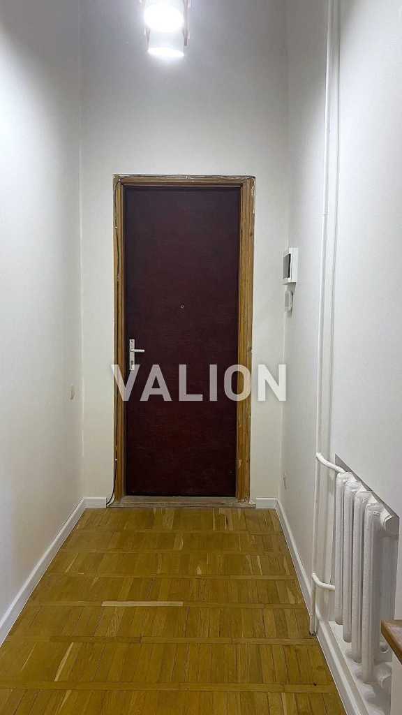 Продажа 3-комнатной квартиры 78 м², Михайловский пер., 17