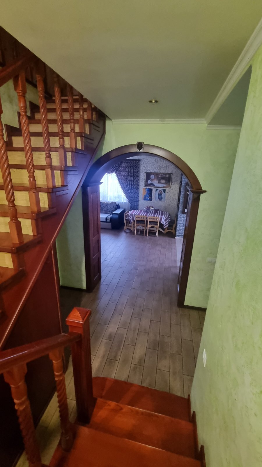 Продаж будинку 200 м², вул.Тюменська