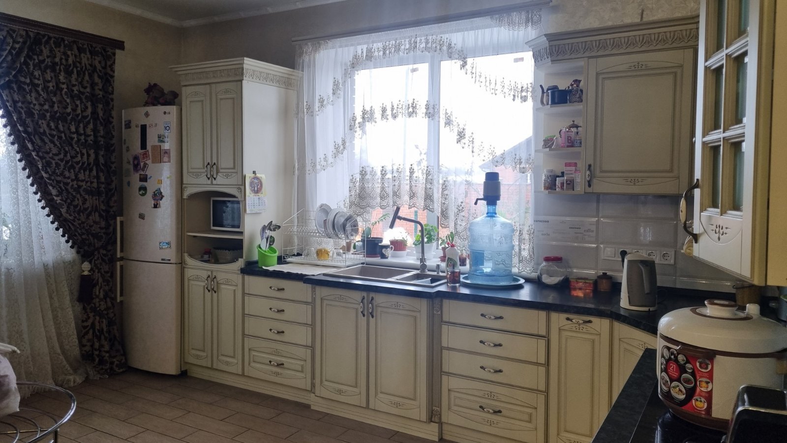 Продаж будинку 200 м², вул.Тюменська