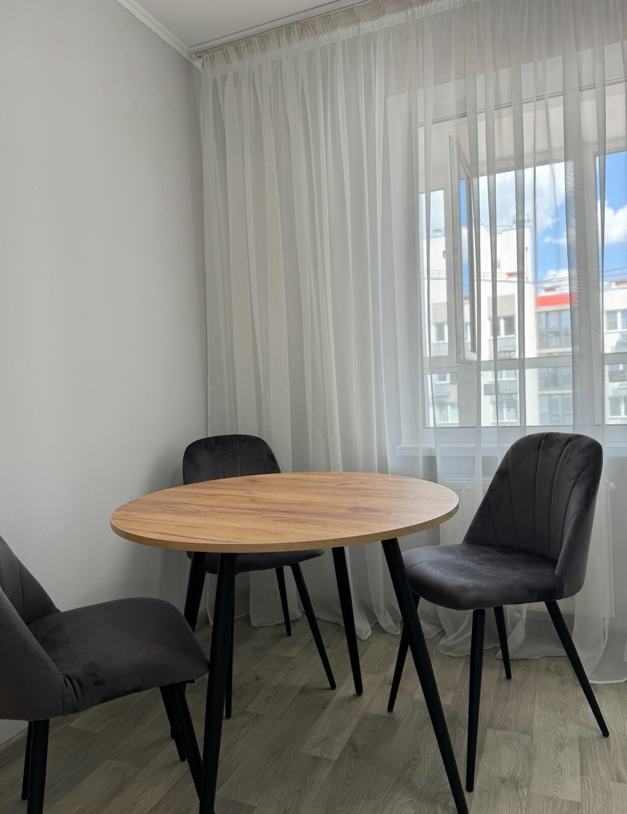 Аренда 1-комнатной квартиры 47 м², Николая Закревского ул., 101Б