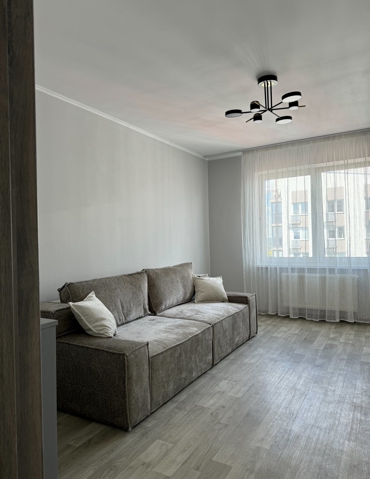 Аренда 1-комнатной квартиры 47 м², Николая Закревского ул., 101Б