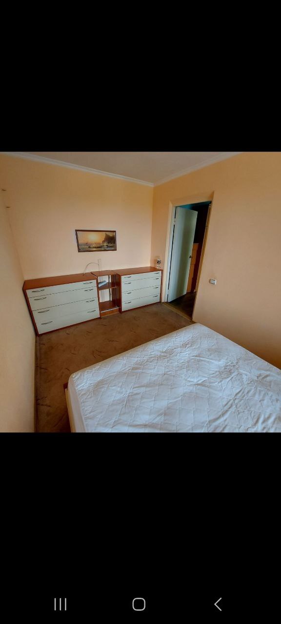 Продаж 2-кімнатної квартири 50 м², Білодубравна вул., 6