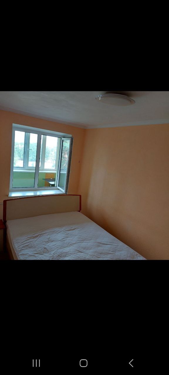 Продаж 2-кімнатної квартири 50 м², Білодубравна вул., 6