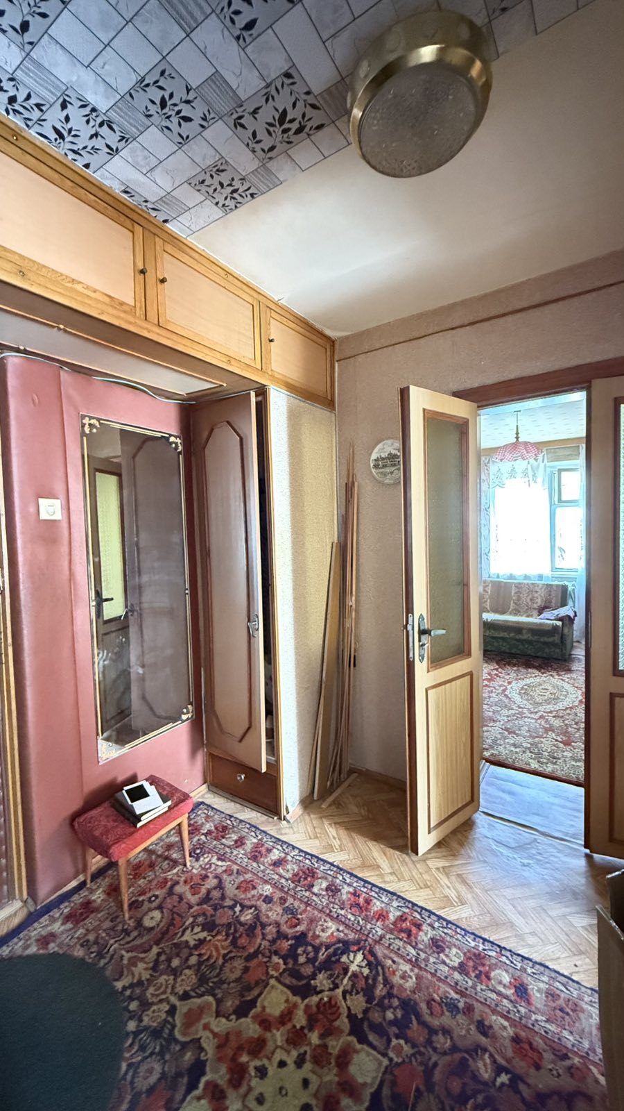 Продажа 3-комнатной квартиры 62 м², Осенняя ул.