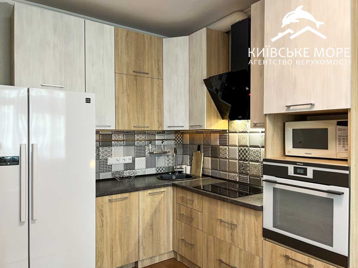 Продаж 1-кімнатної квартири 43.4 м², Воскресенська вул., 16Б