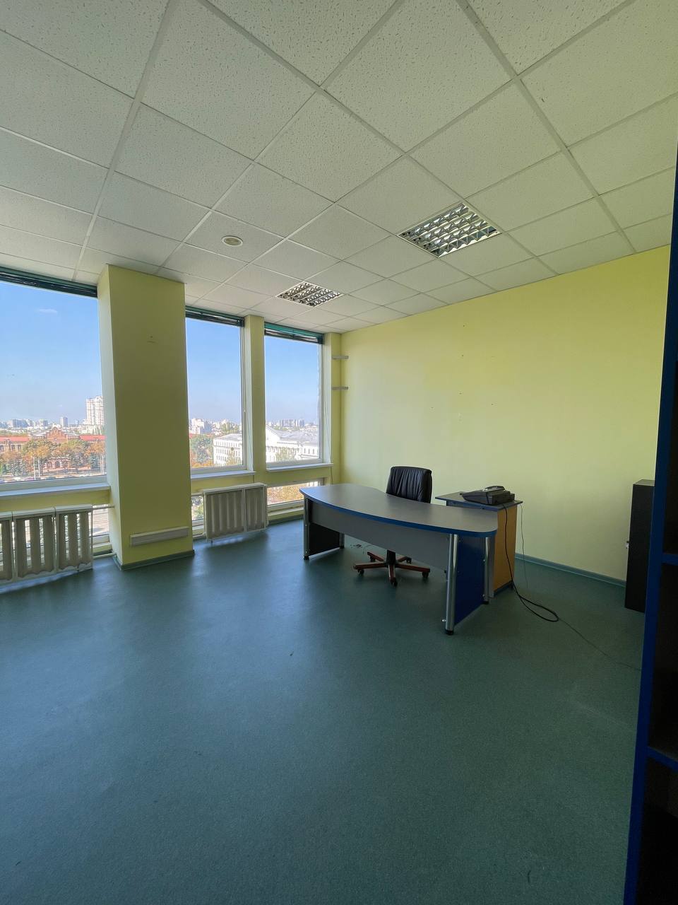 Оренда офісу 50.82 м², Митрополита Василя Липковського вул.