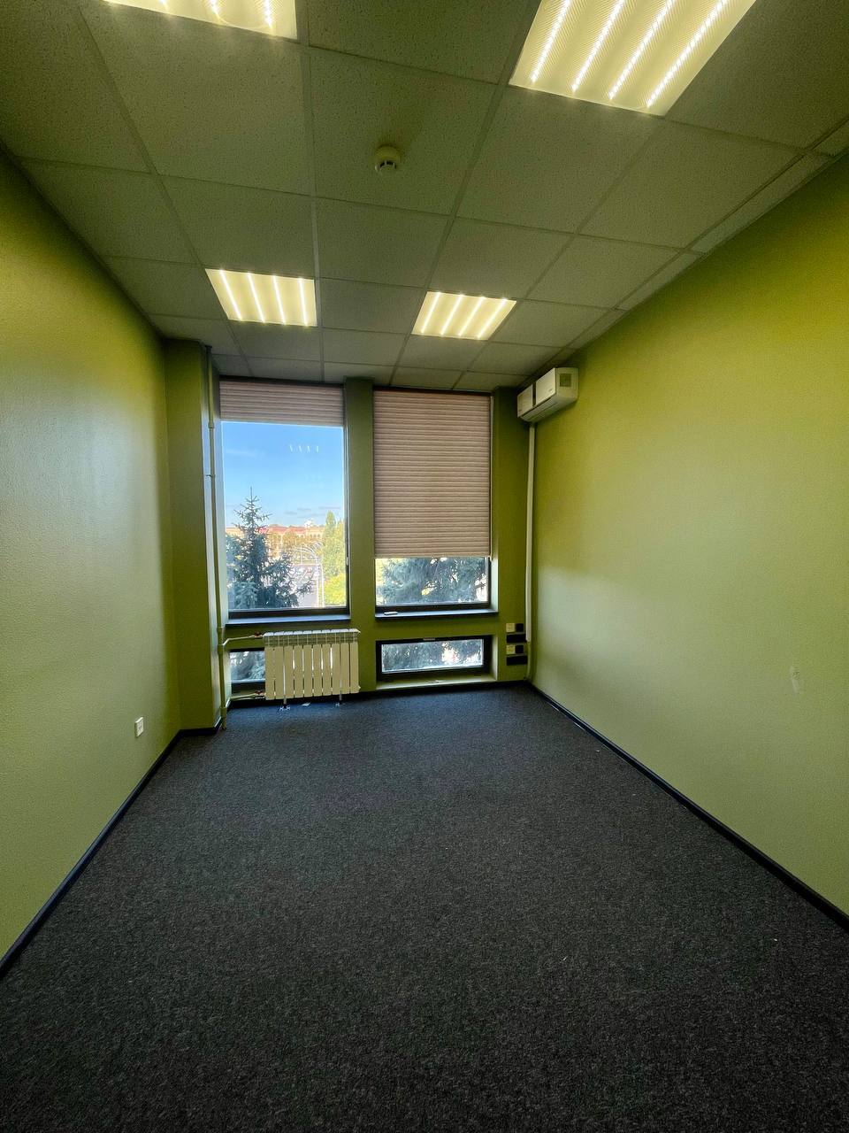 Оренда офісу 145.96 м², Митрополита Василя Липковського вул.
