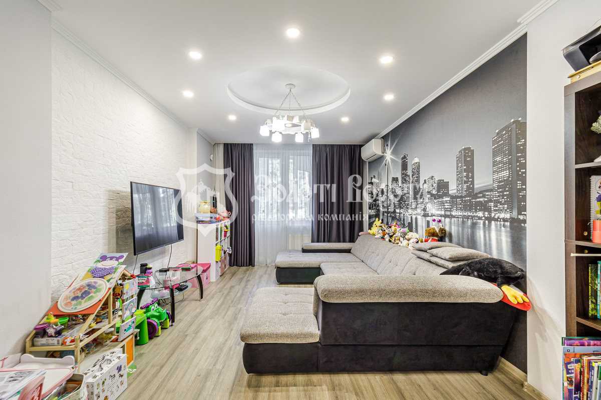 Продаж 2-кімнатної квартири 76 м², Пономарьова вул., 26к4