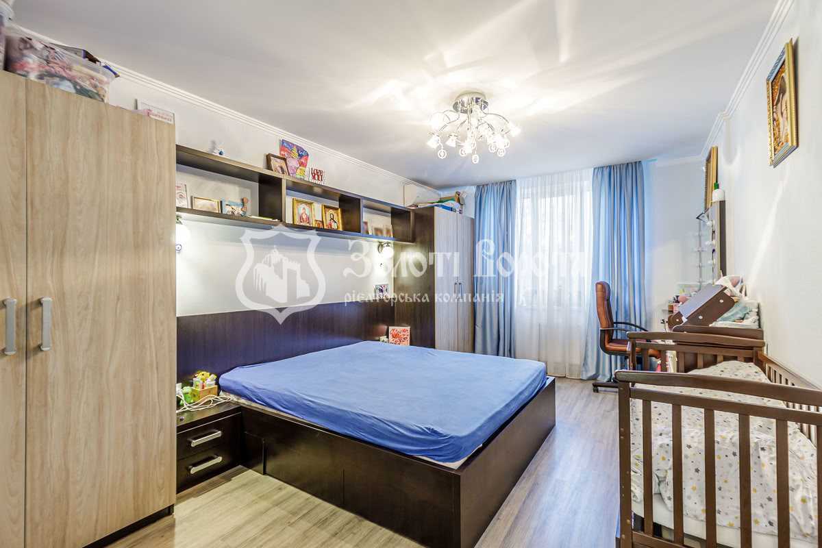Продаж 2-кімнатної квартири 76 м², Пономарьова вул., 26к4