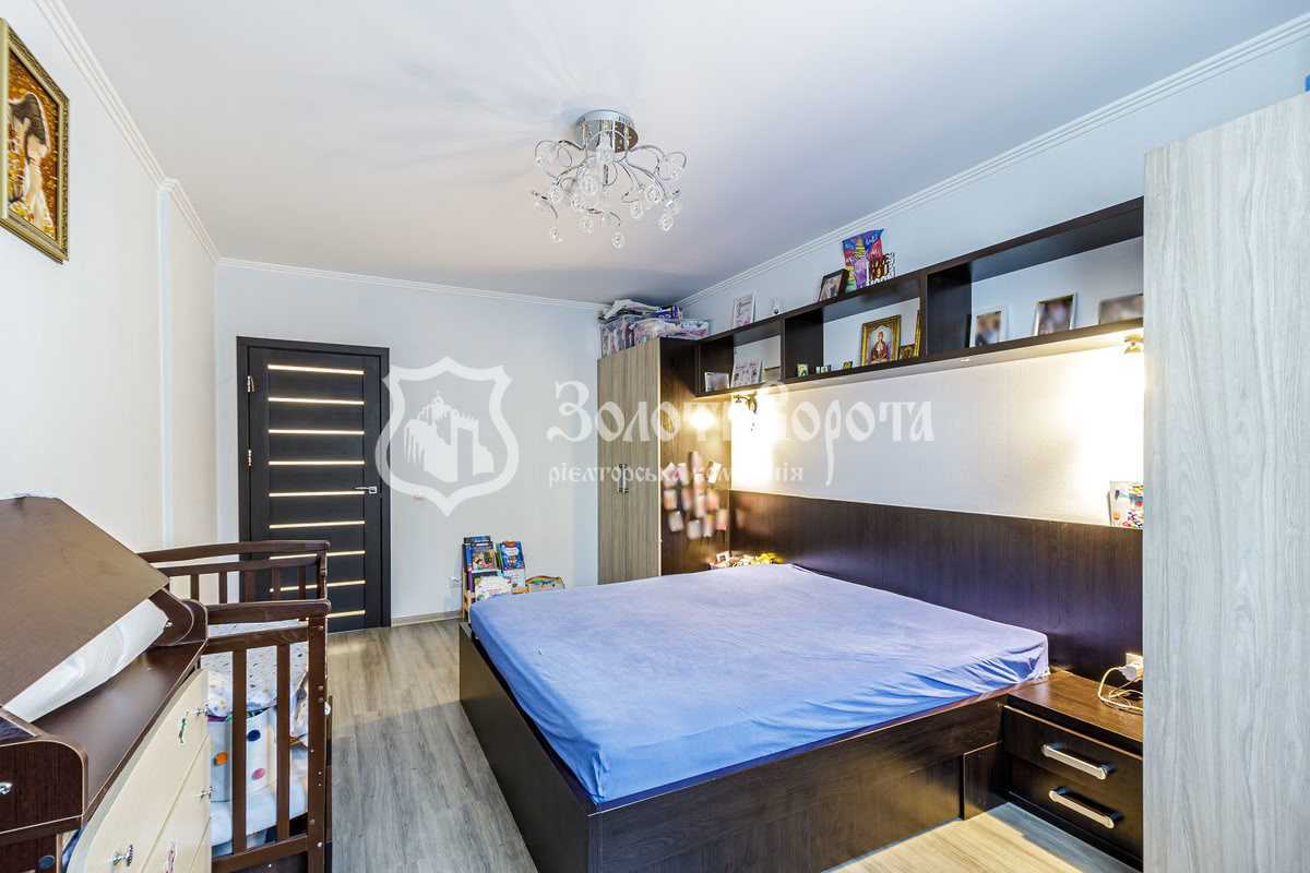 Продаж 2-кімнатної квартири 76 м², Пономарьова вул., 26к4