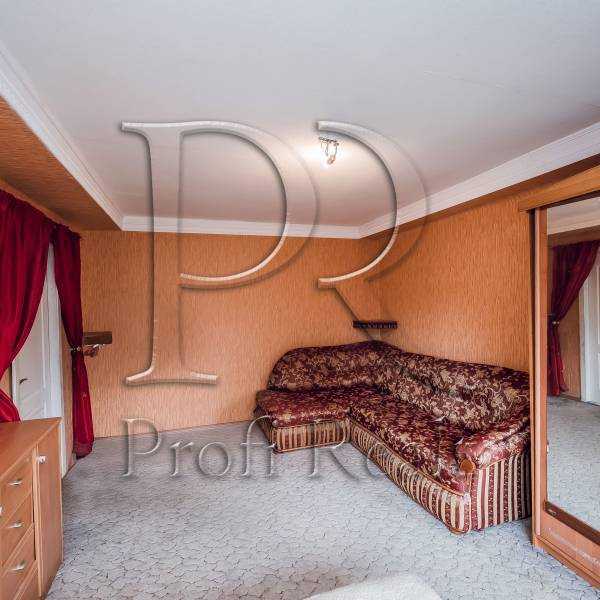 Продаж 1-кімнатної квартири 31 м², Голосіївський просп., 17