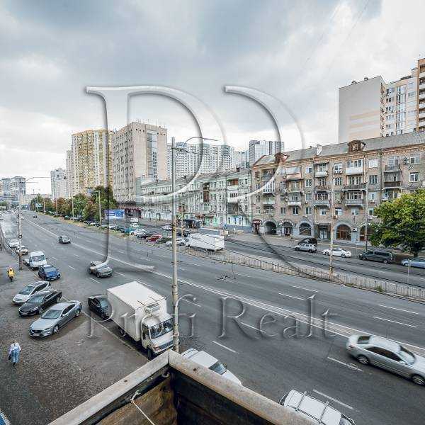 Продаж 1-кімнатної квартири 31 м², Голосіївський просп., 17