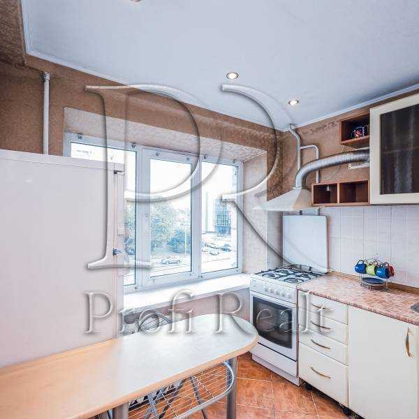 Продаж 1-кімнатної квартири 31 м², Голосіївський просп., 17