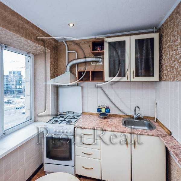 Продаж 1-кімнатної квартири 31 м², Голосіївський просп., 17