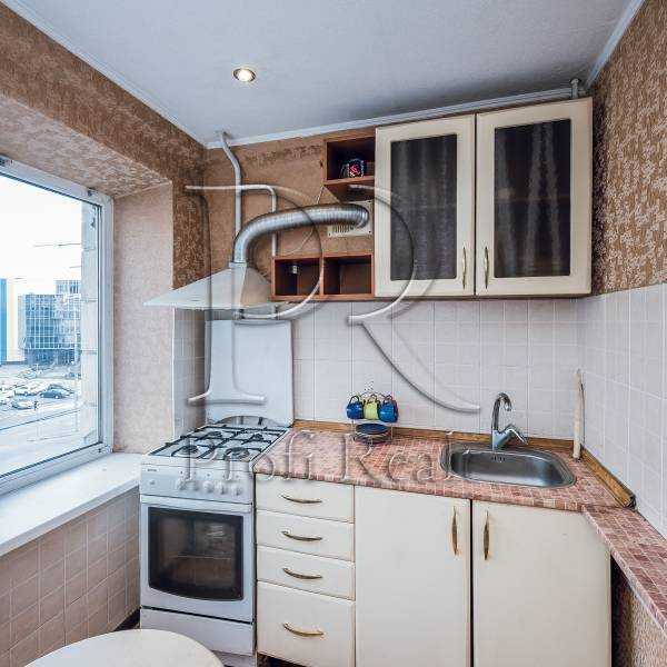 Продаж 1-кімнатної квартири 31 м², Голосіївський просп., 17