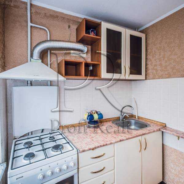 Продаж 1-кімнатної квартири 31 м², Голосіївський просп., 17