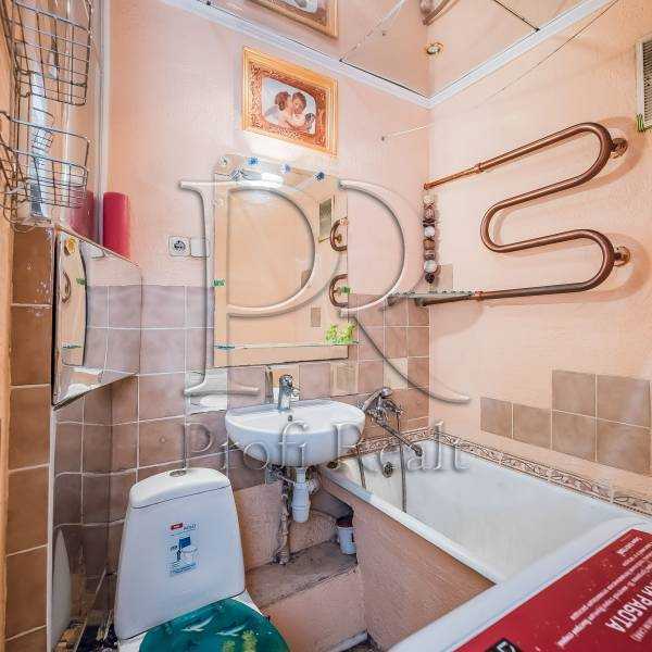 Продаж 1-кімнатної квартири 31 м², Голосіївський просп., 17