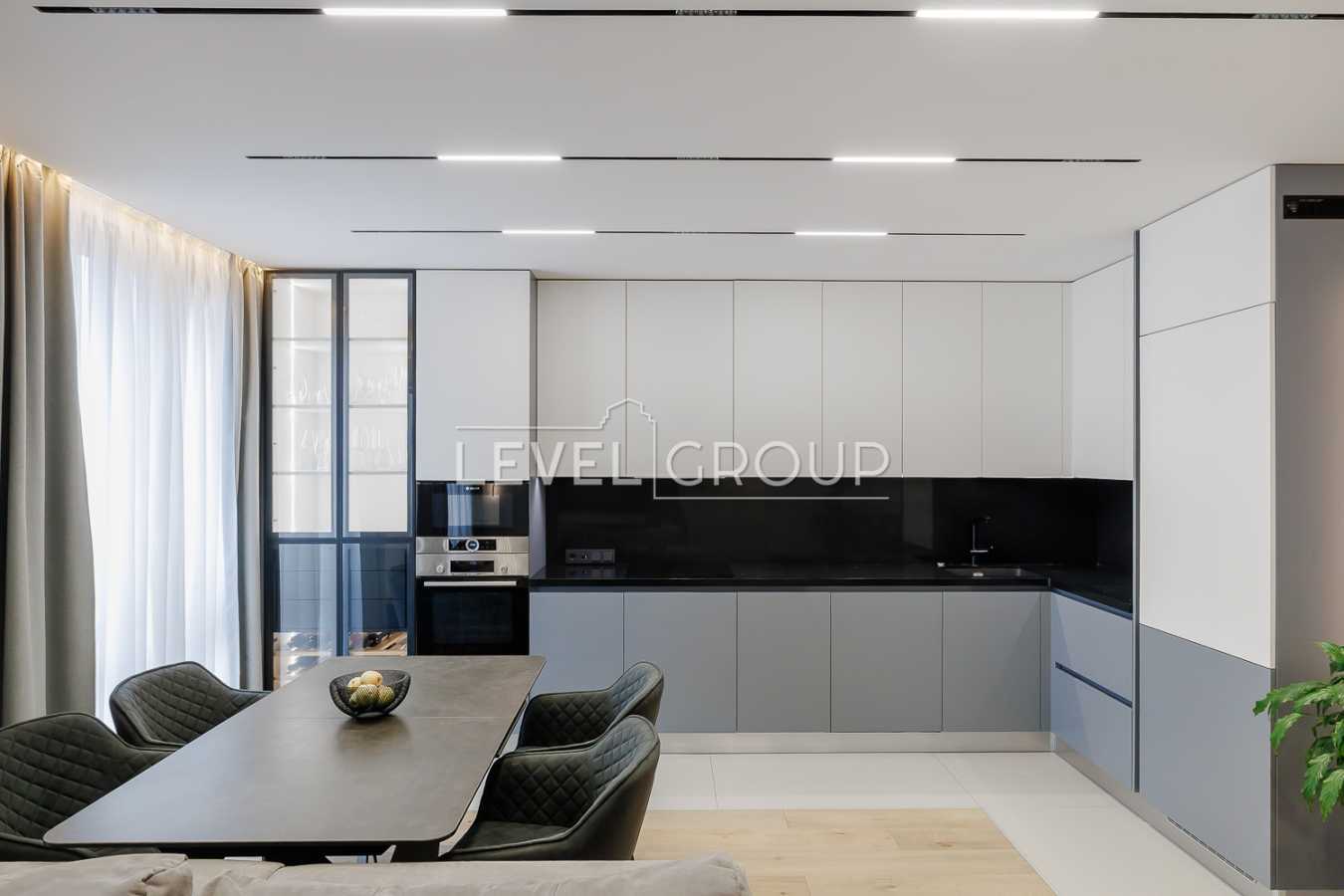 Продажа 3-комнатной квартиры 90 м², Днепровская наб., 18А