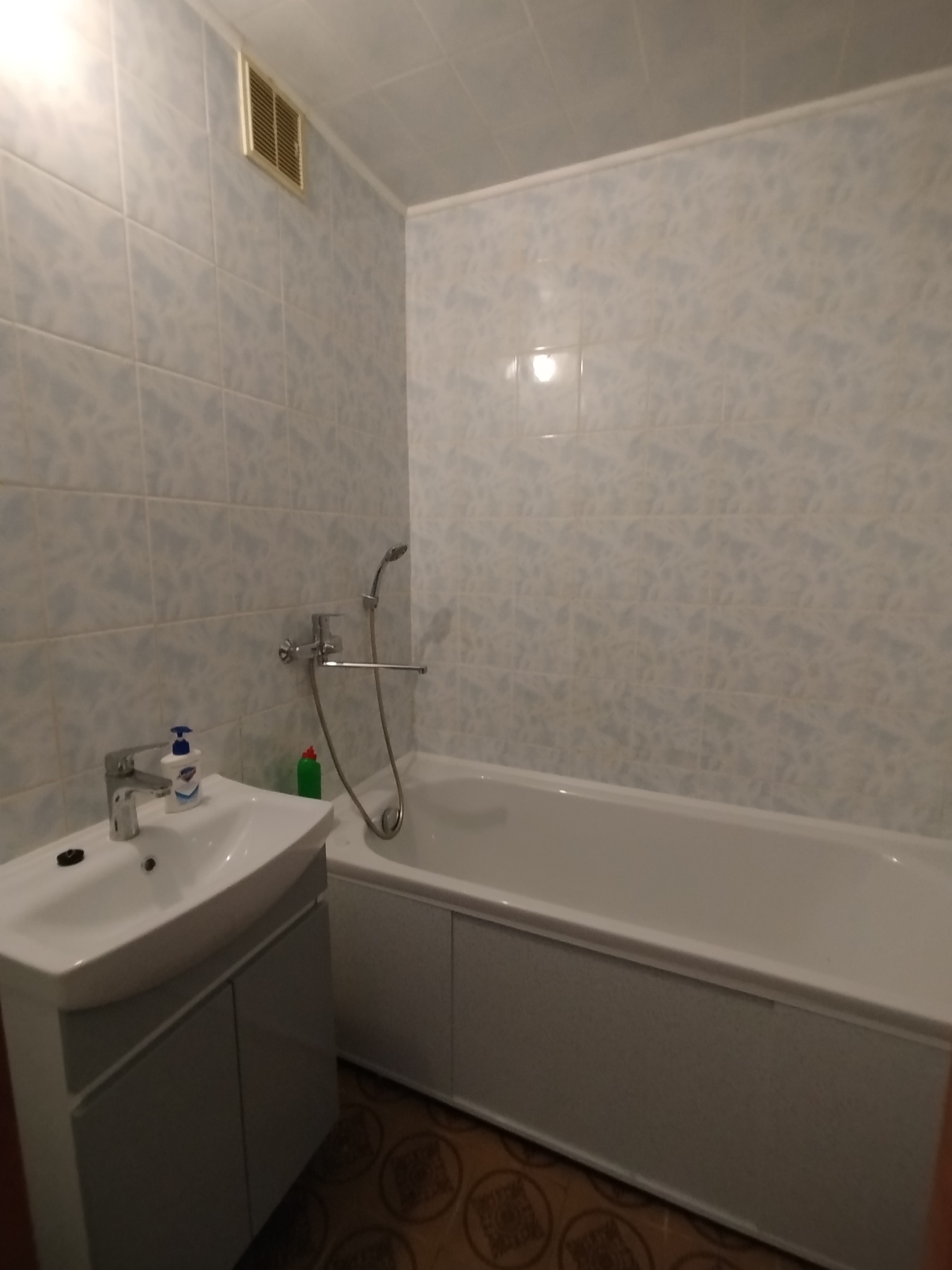 Продажа 3-комнатной квартиры 65 м², Фестивальный пер., 24