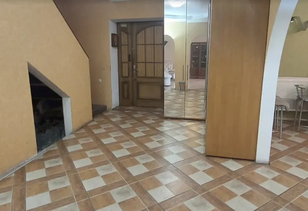 Продаж будинку 290 м², Помаранчева вул.