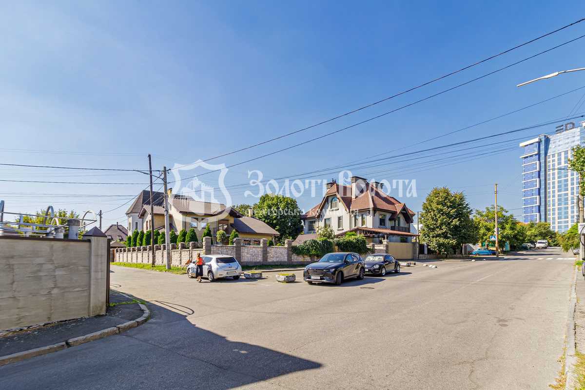Продажа дома 444 м², Зверинецкая ул., 83/29