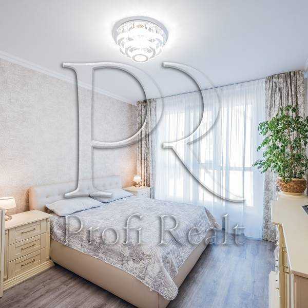 Продажа 2-комнатной квартиры 56 м², Ягодная ул., 23