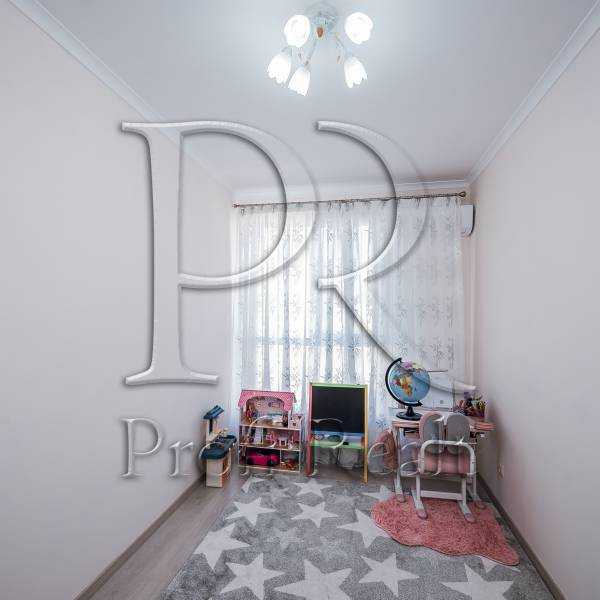Продажа 2-комнатной квартиры 56 м², Ягодная ул., 23