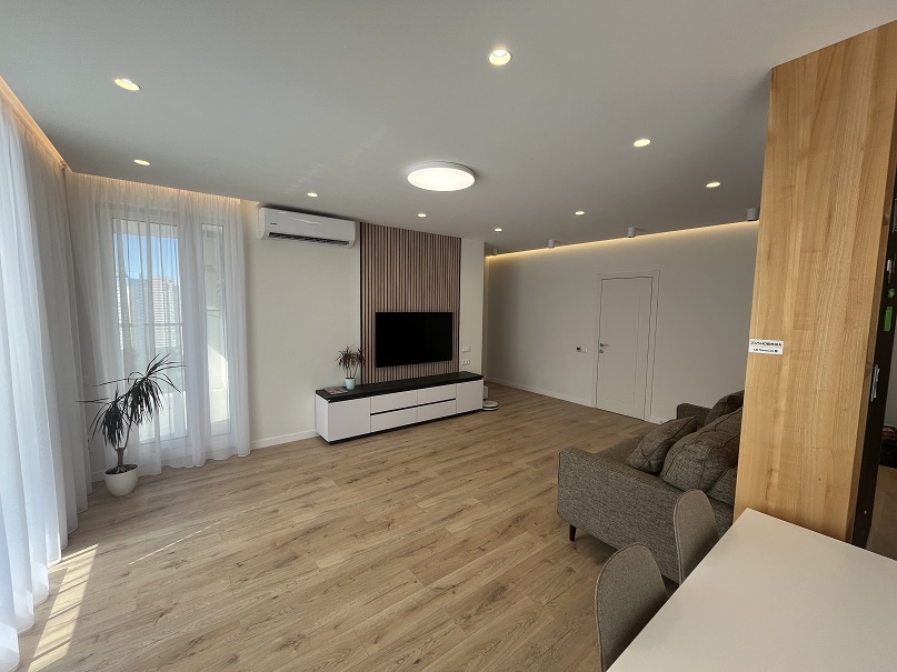 Оренда 3-кімнатної квартири 92.5 м², Генерала Жмаченка вул., 28а