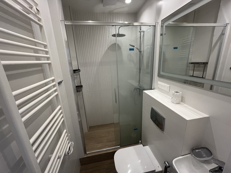 Оренда 3-кімнатної квартири 92.5 м², Генерала Жмаченка вул., 28а