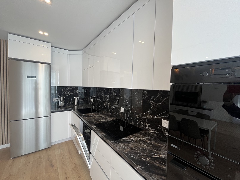 Оренда 3-кімнатної квартири 92.5 м², Генерала Жмаченка вул., 28а