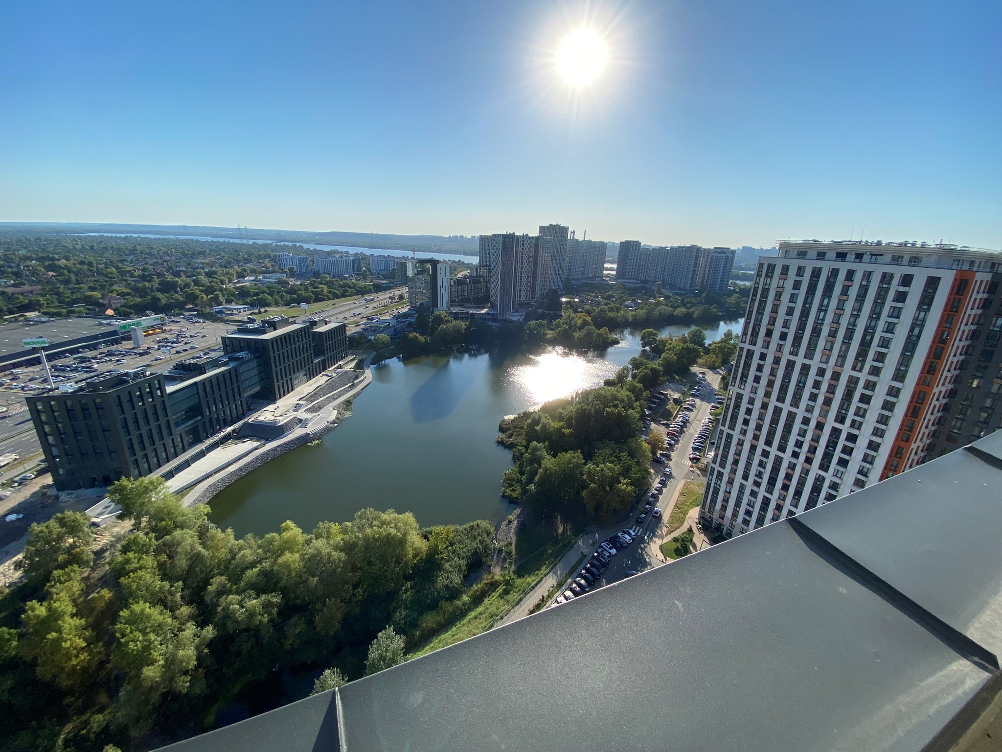 Продажа 4-комнатной квартиры 139 м², Днепровская наб., 20А