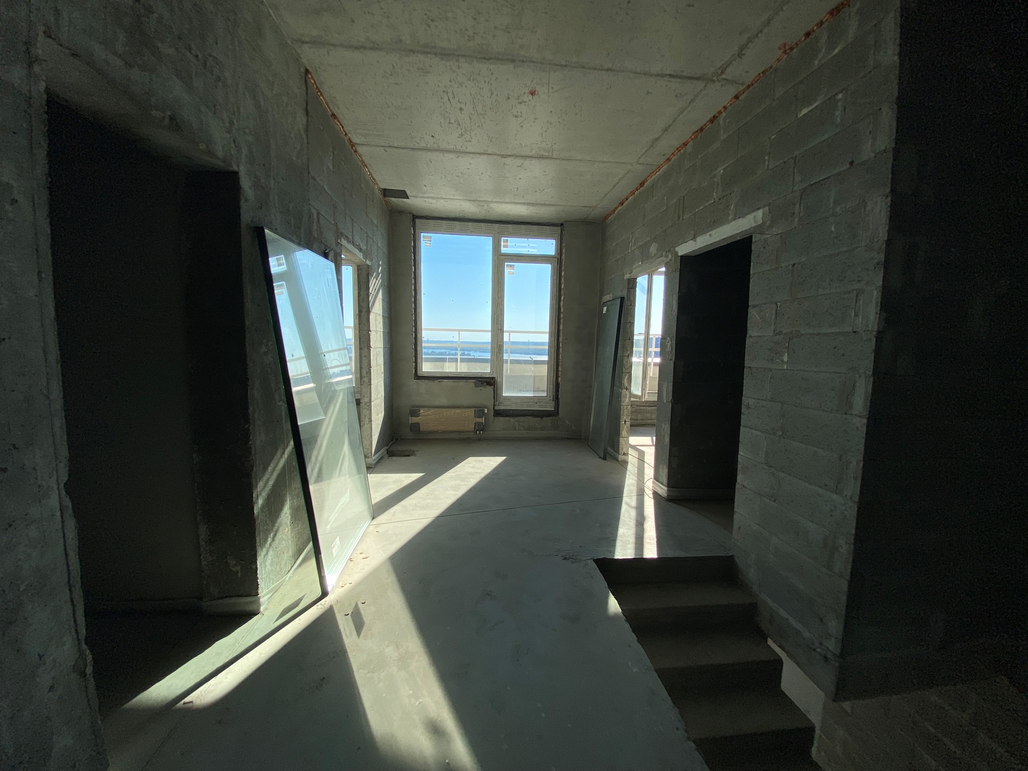 Продажа 4-комнатной квартиры 139 м², Днепровская наб., 20А