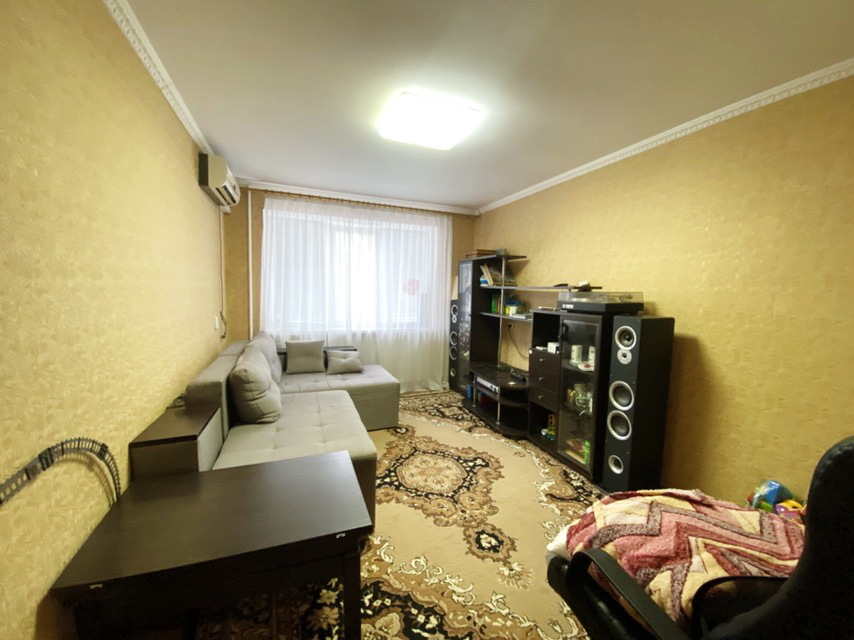 Продажа 2-комнатной квартиры 44.5 м², Крылова ул.