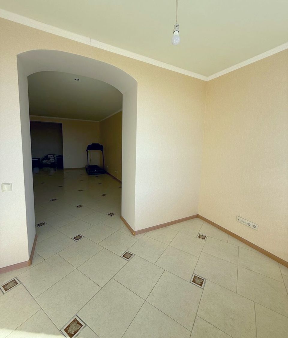 Продажа 3-комнатной квартиры 148 м², Любарского пер., 10