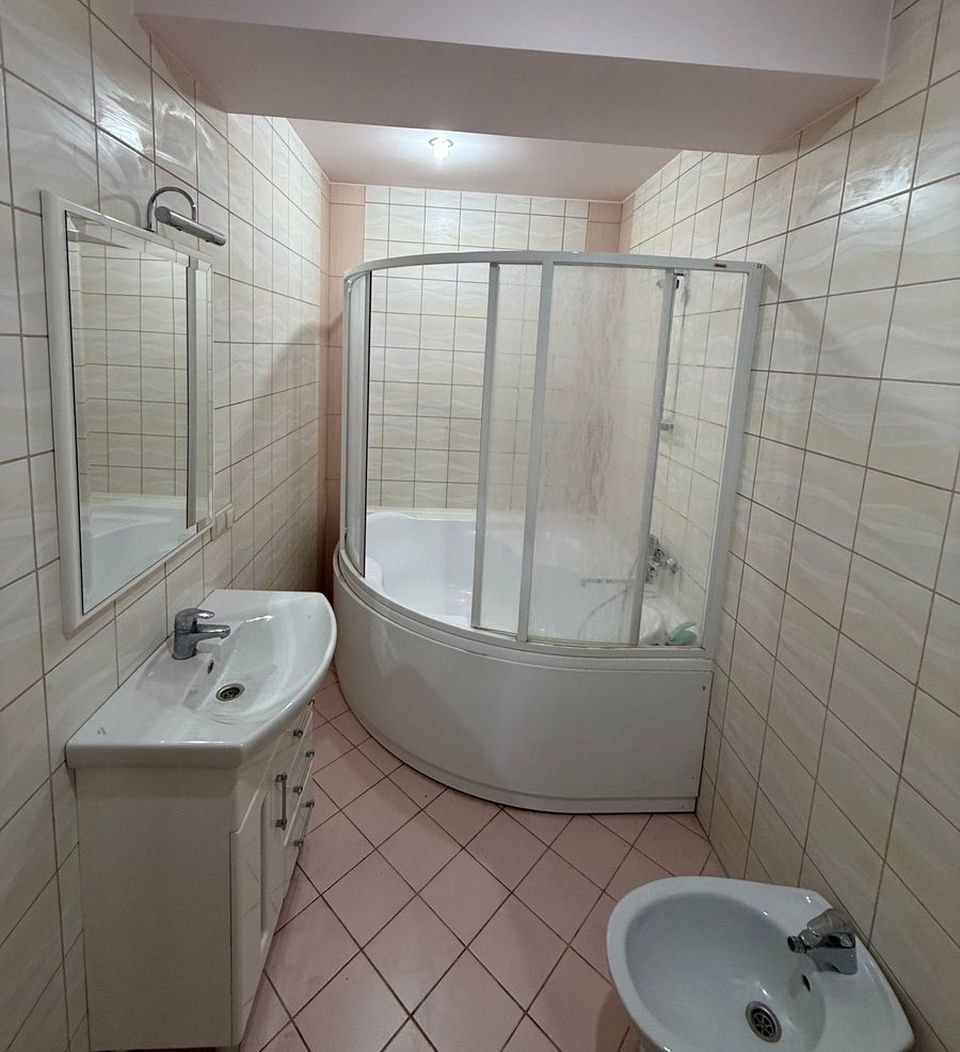 Продажа 3-комнатной квартиры 148 м², Любарского пер., 10
