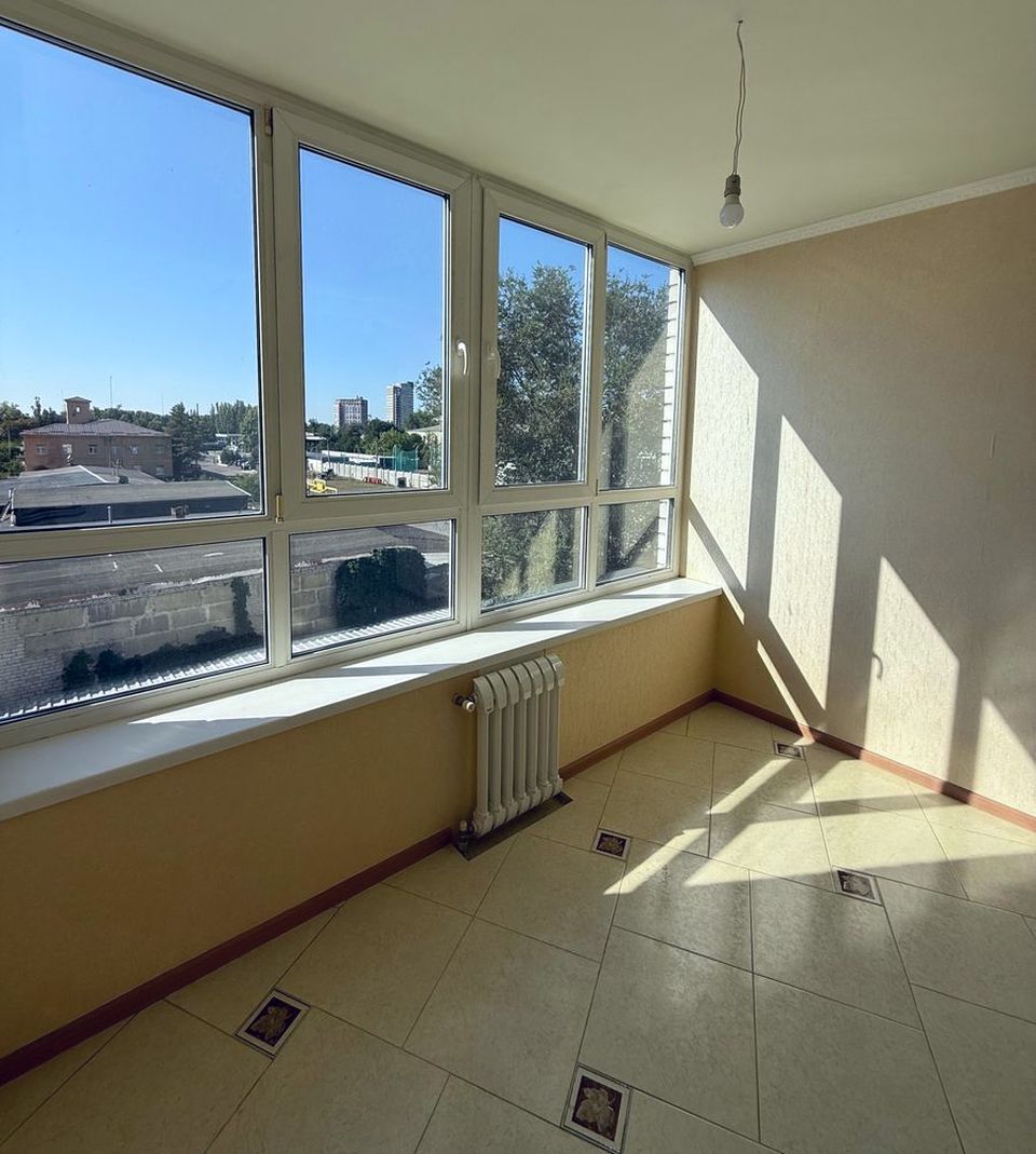 Продажа 3-комнатной квартиры 148 м², Любарского пер., 10