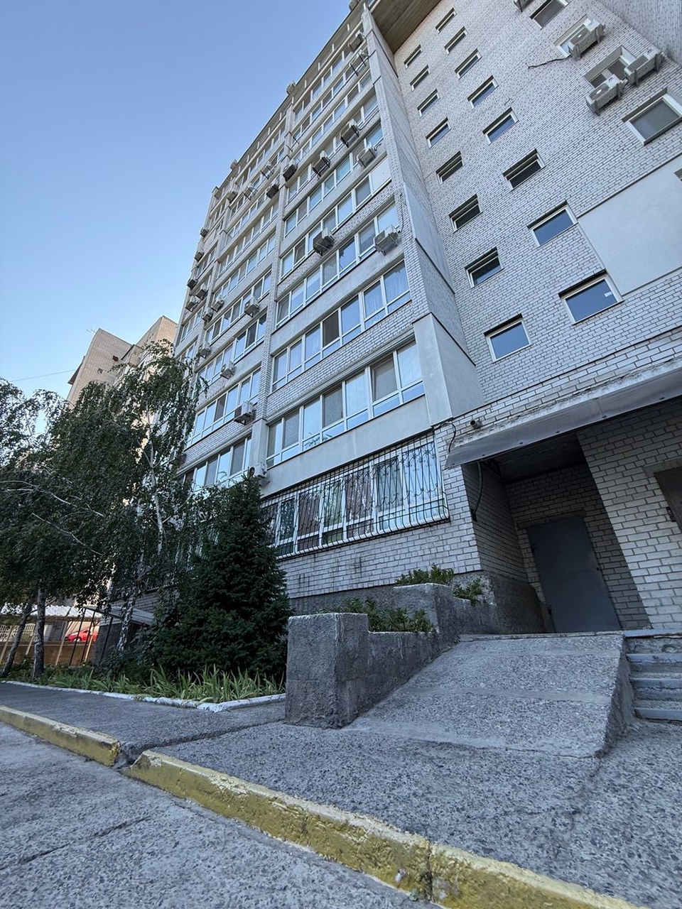 Продажа 3-комнатной квартиры 148 м², Любарского пер., 10