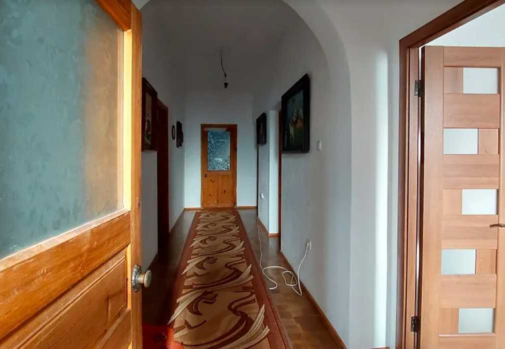 Продажа дома 238 м², Українська