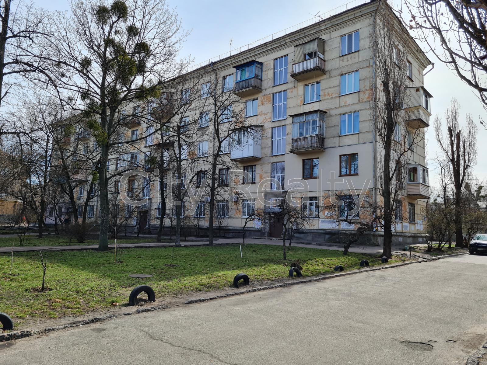Оренда офісу 68 м², Попудренка вул., 16