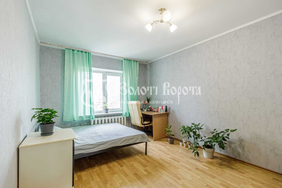 Продажа 3-комнатной квартиры 99 м², Елены Пчилки ул., 4