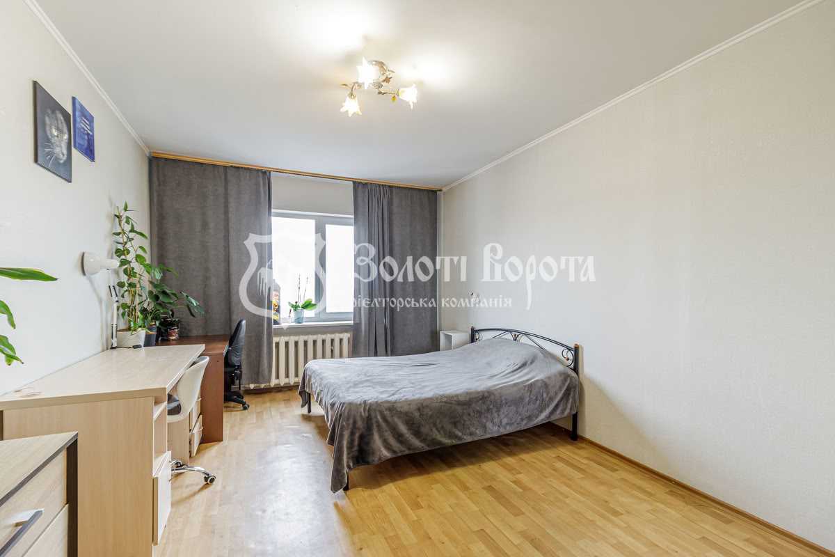 Продажа 3-комнатной квартиры 99 м², Елены Пчилки ул., 4