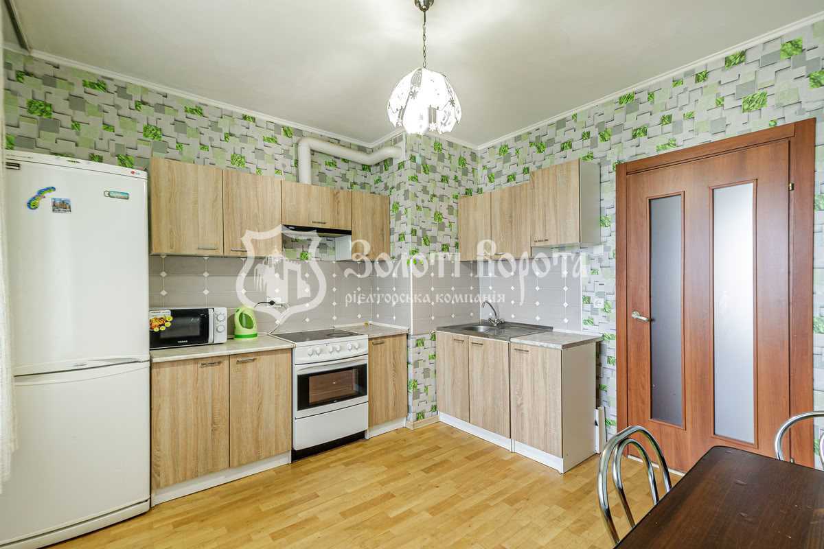 Продажа 3-комнатной квартиры 99 м², Елены Пчилки ул., 4
